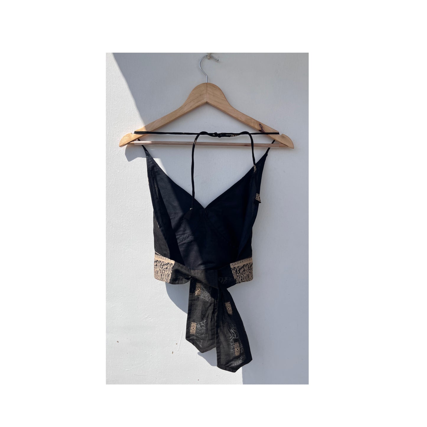 Black beauty with beautiful house weaved border