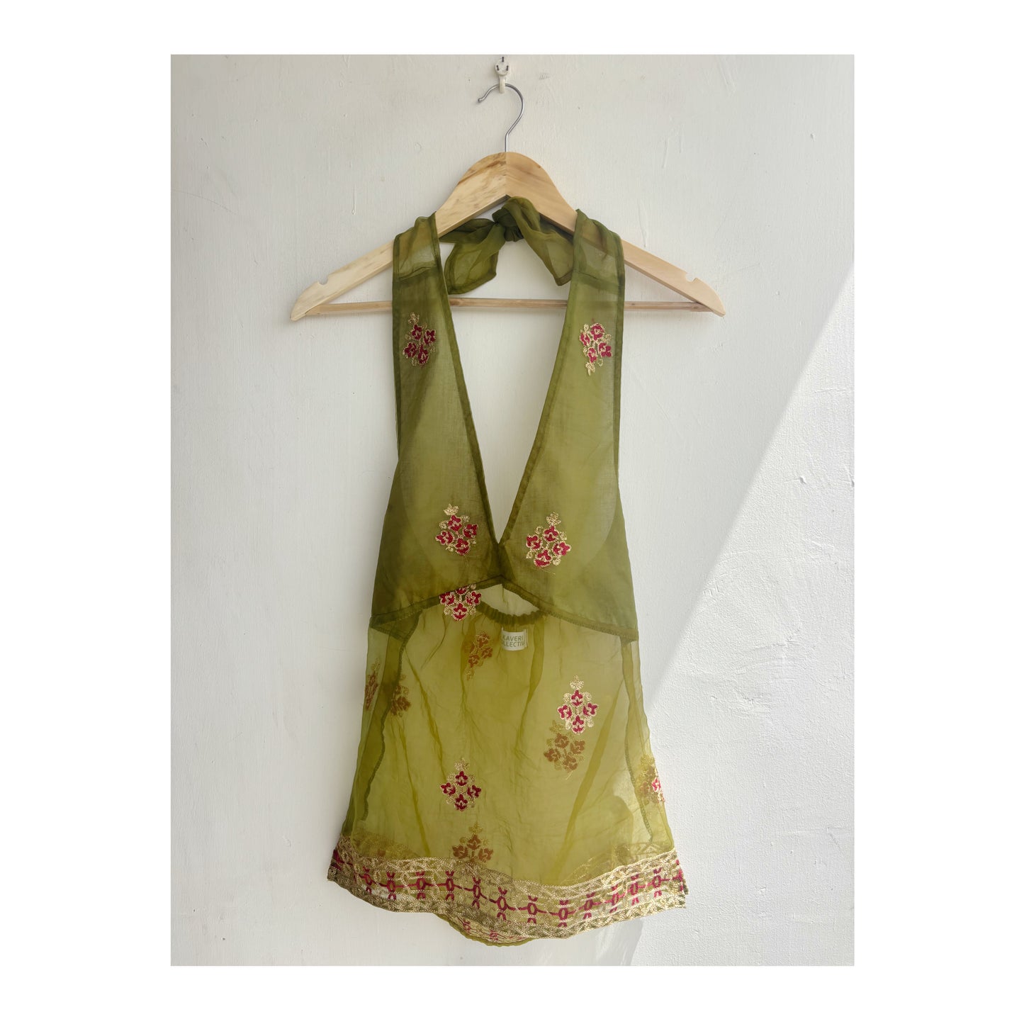 Vintage motif halter neck