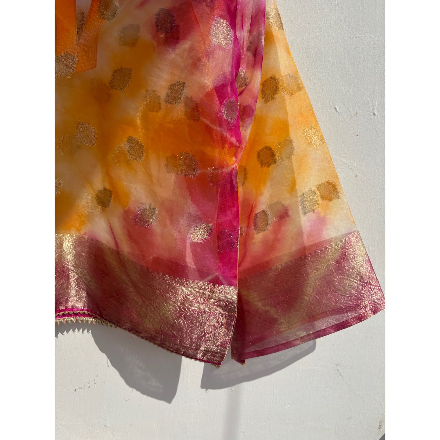 Rangeen short kurta