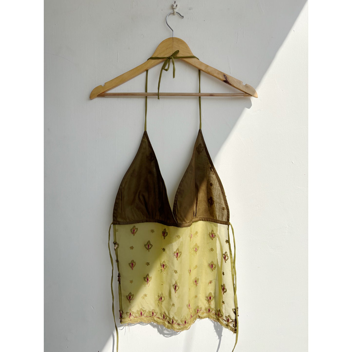 Charming moss sequins top