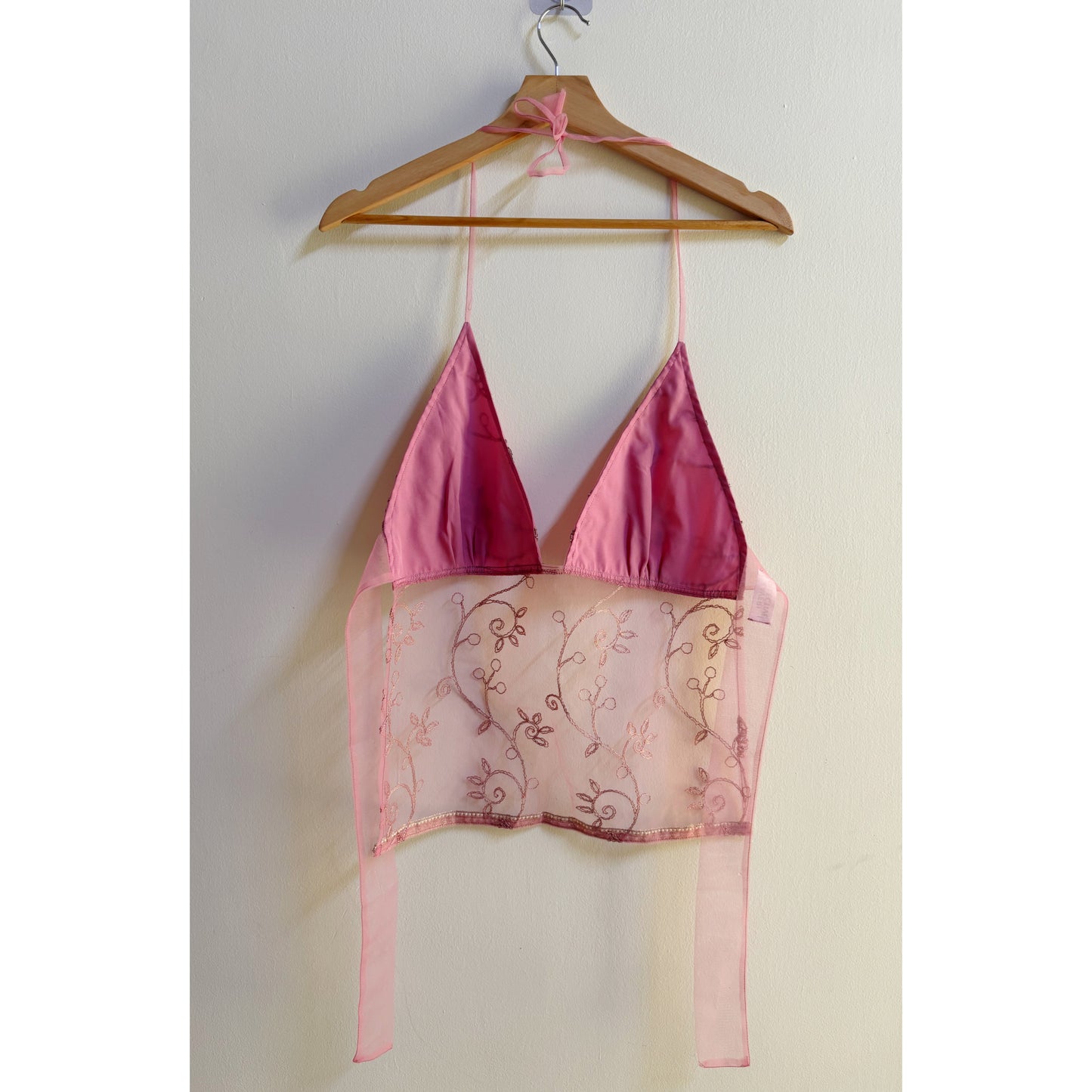 Rosé bloom embroidered top