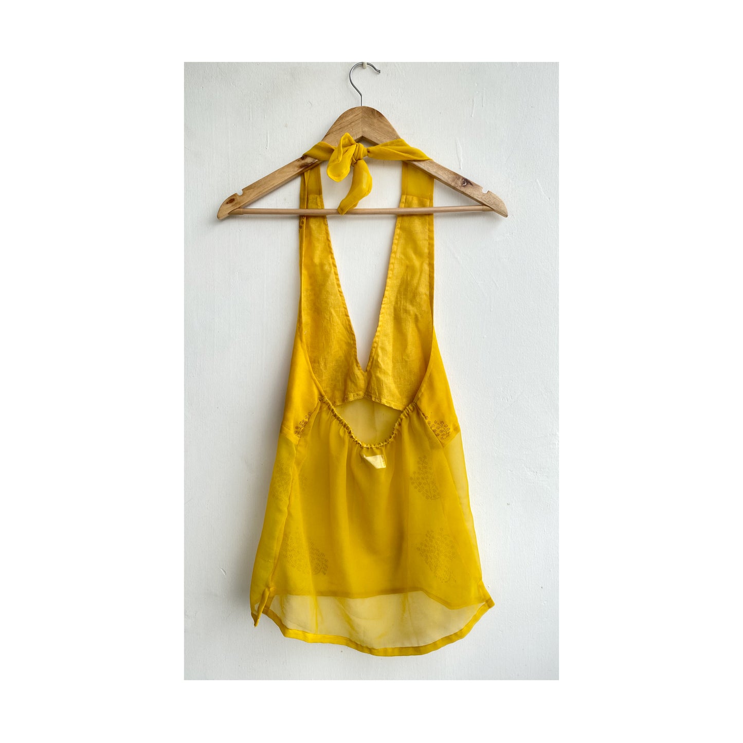Yellow sequin motif halter neck