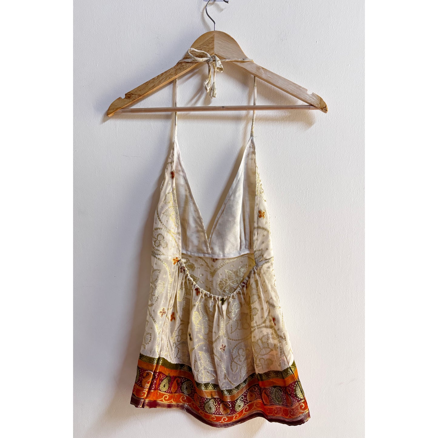 Mughal floral paisley border top