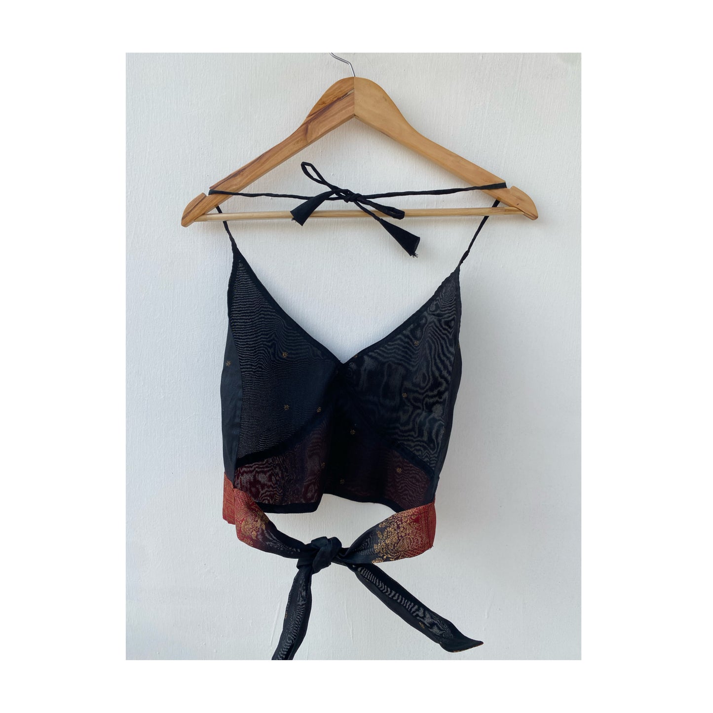 Black with red border
