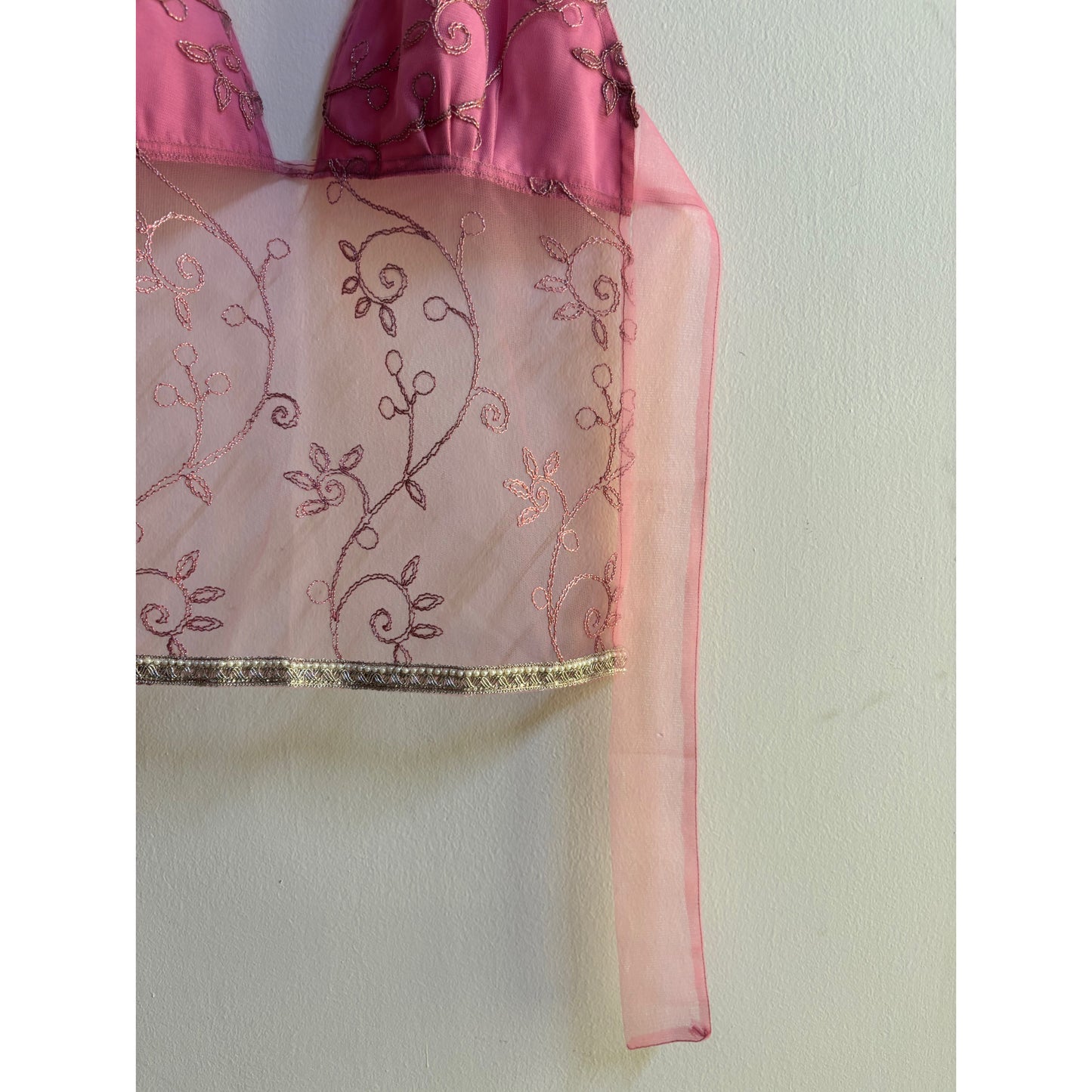 Rosé bloom embroidered top