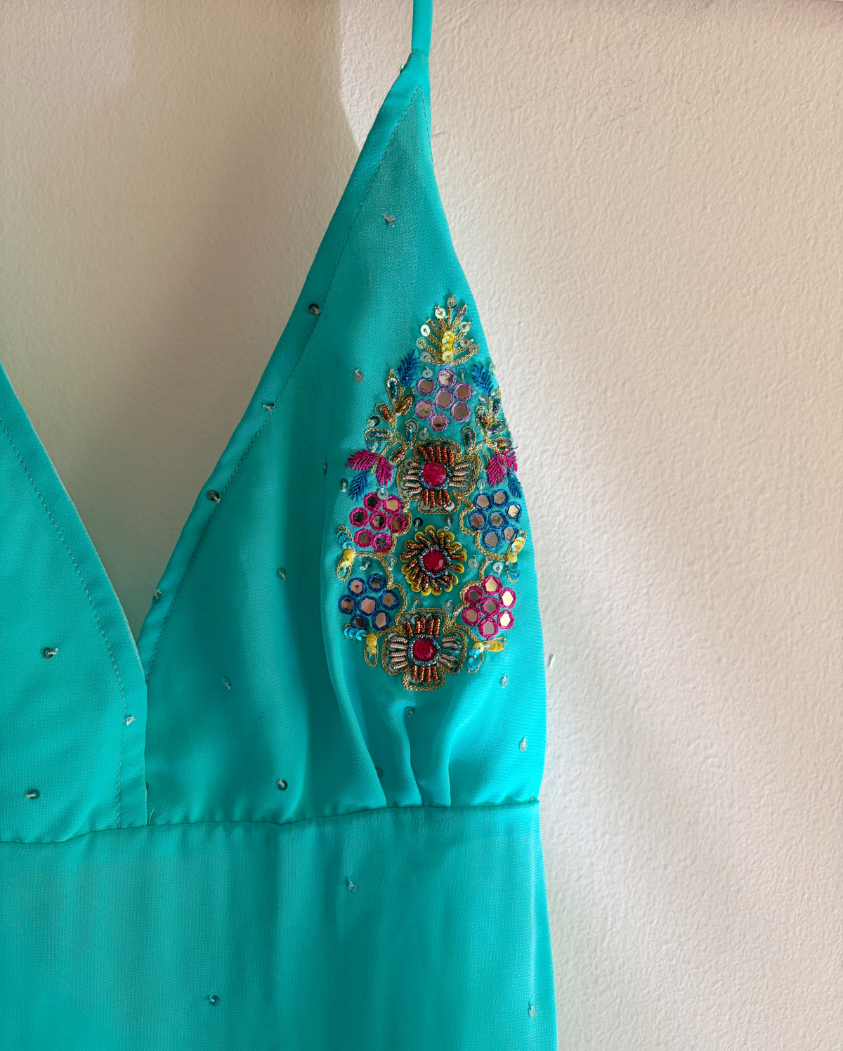 Rama hand embroidery halter neck top