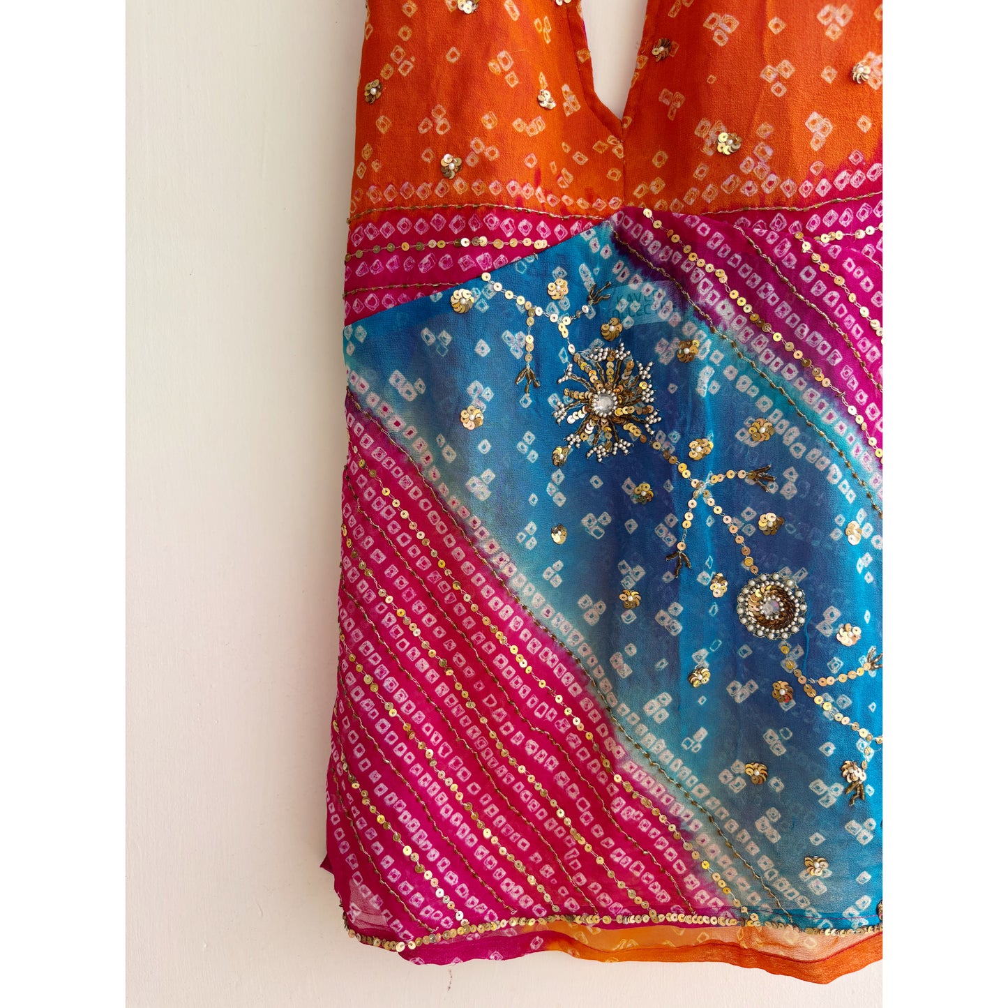 Bandhani handwork halter neck top