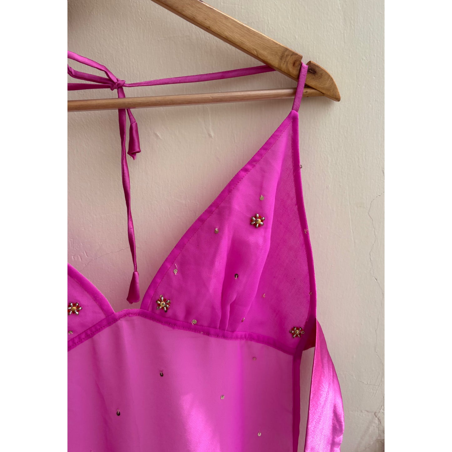 Pink y2k handwork motif top