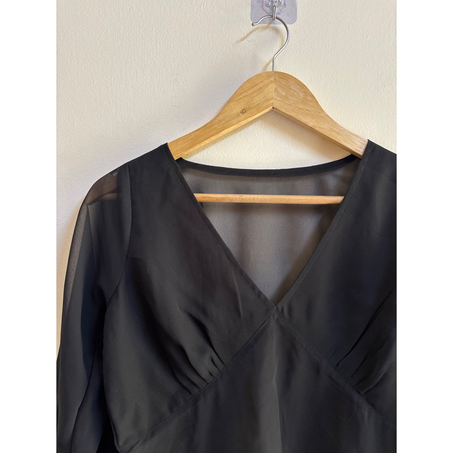 Timeless black top