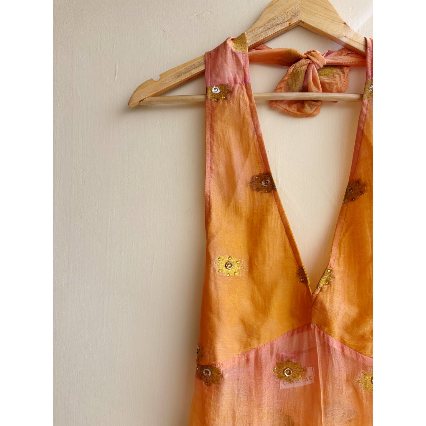 Sun hues halter neck top with  gold weave