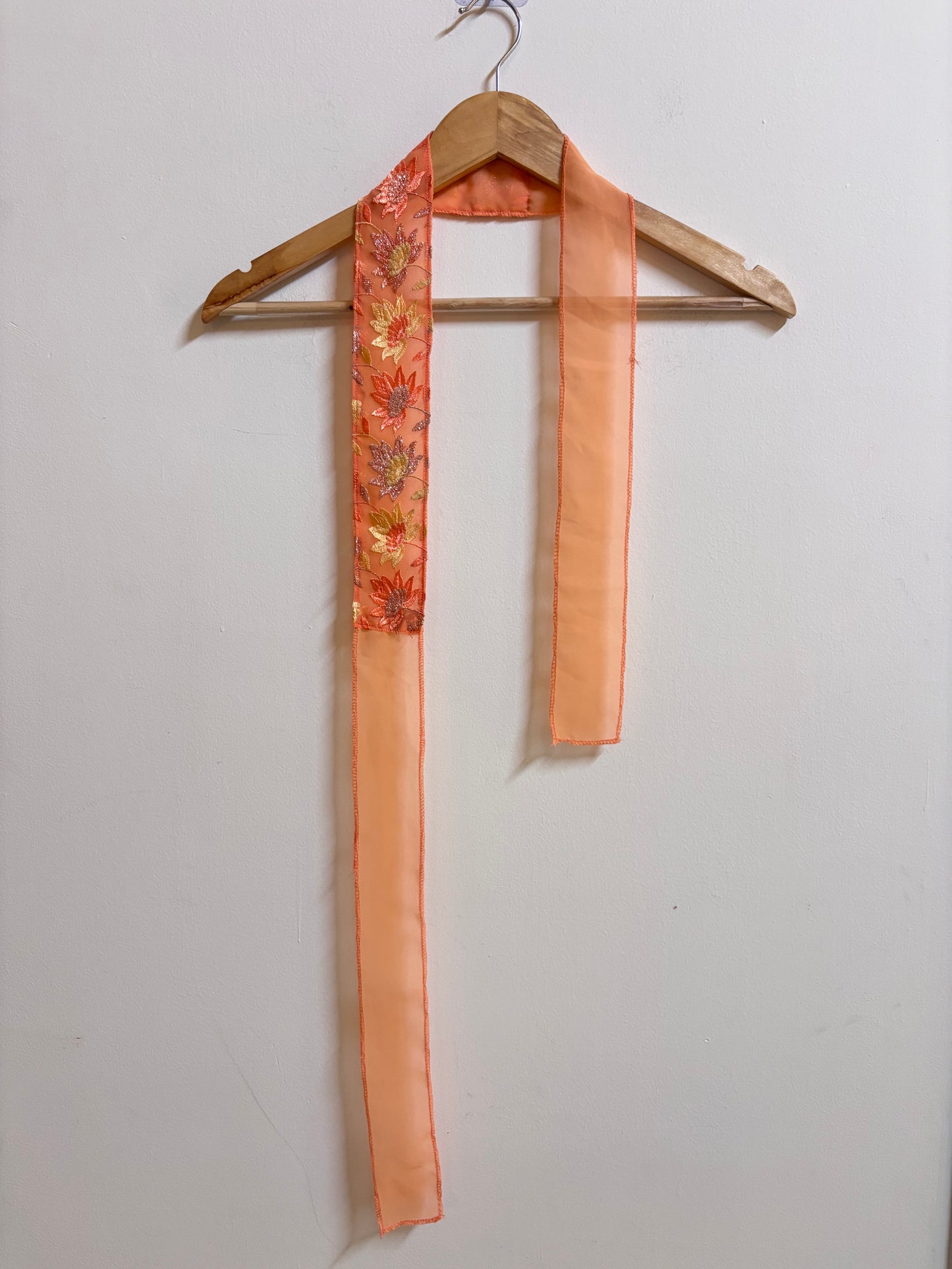 Hazoori scarf