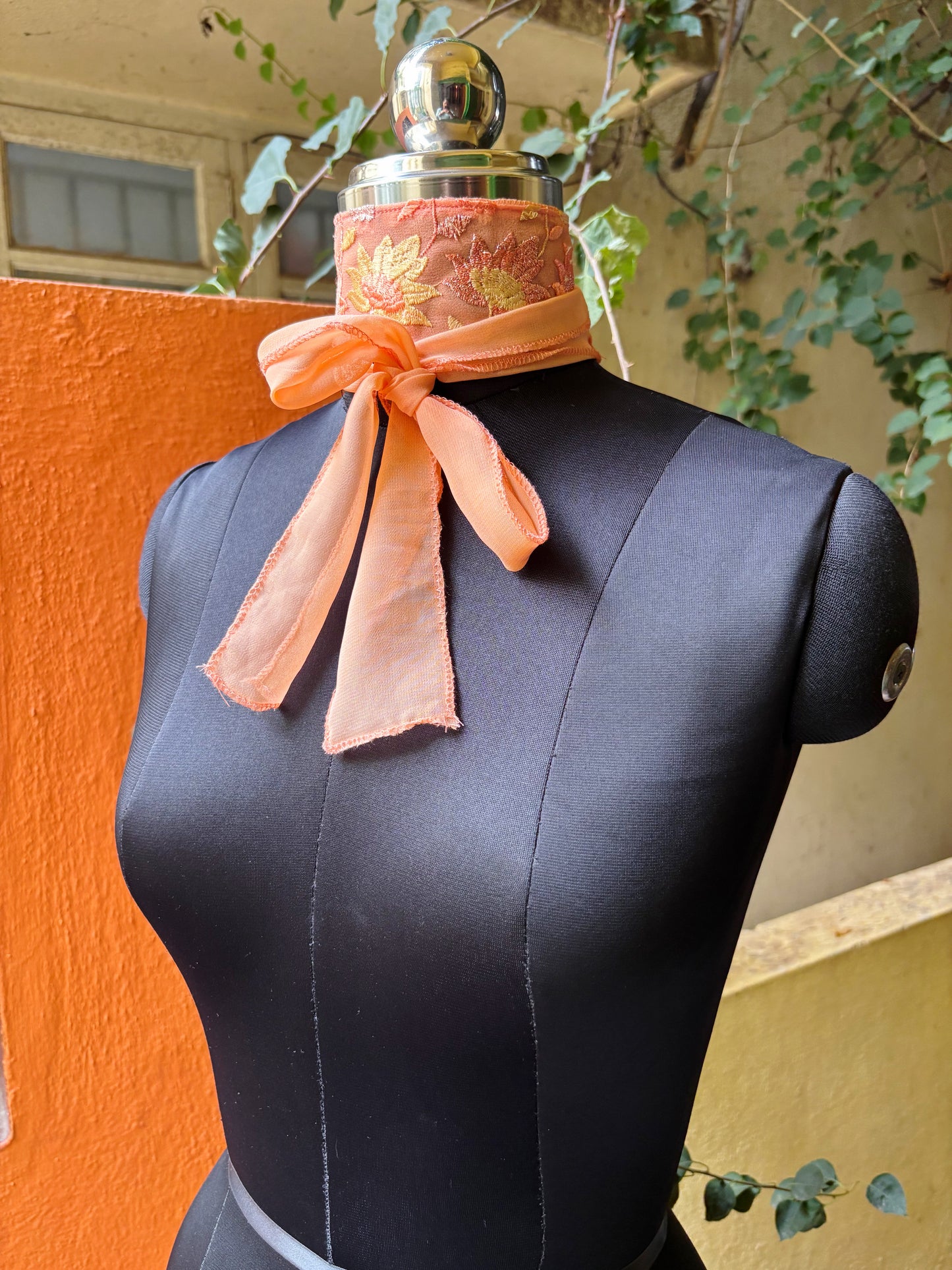 Hazoori scarf