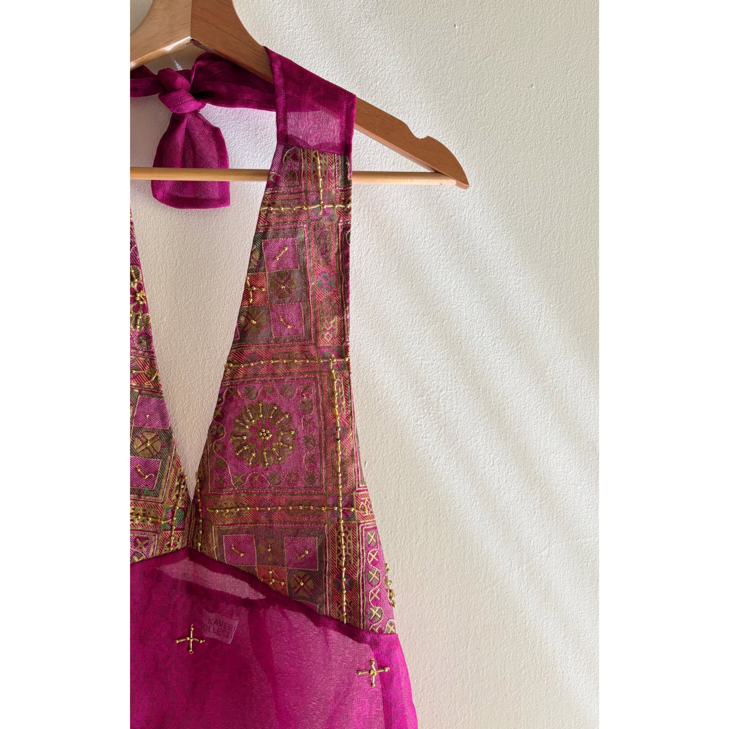 Chakor handwork halter neck