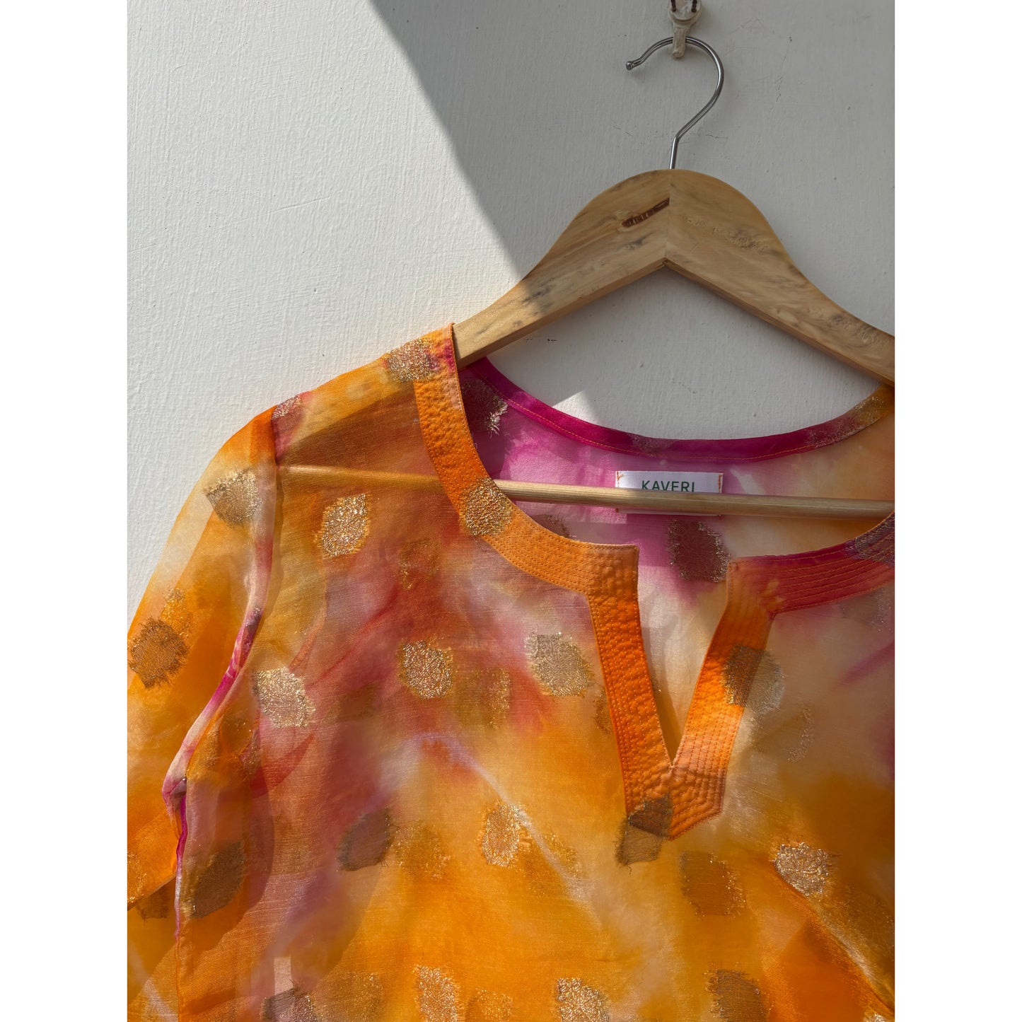 Rangeen short kurta