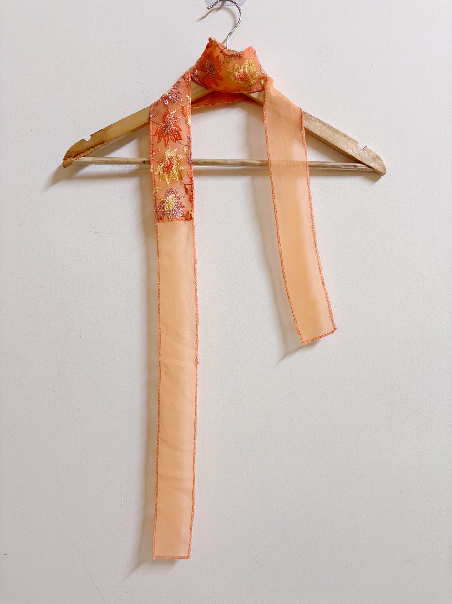 Hazoori scarf