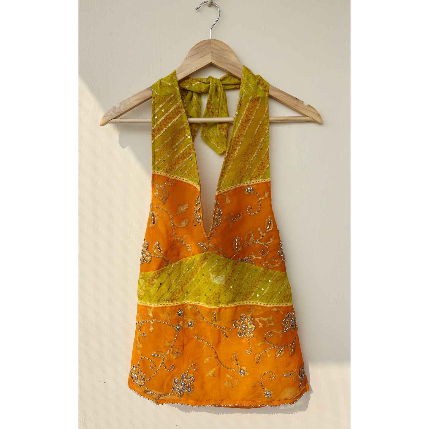 Roshni dual tone celestial top