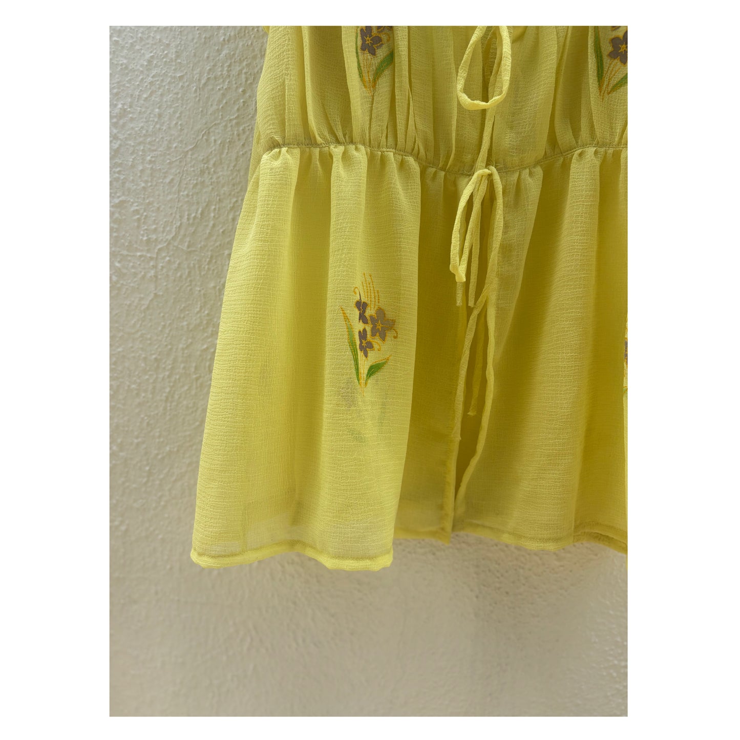 Purple motif lime top