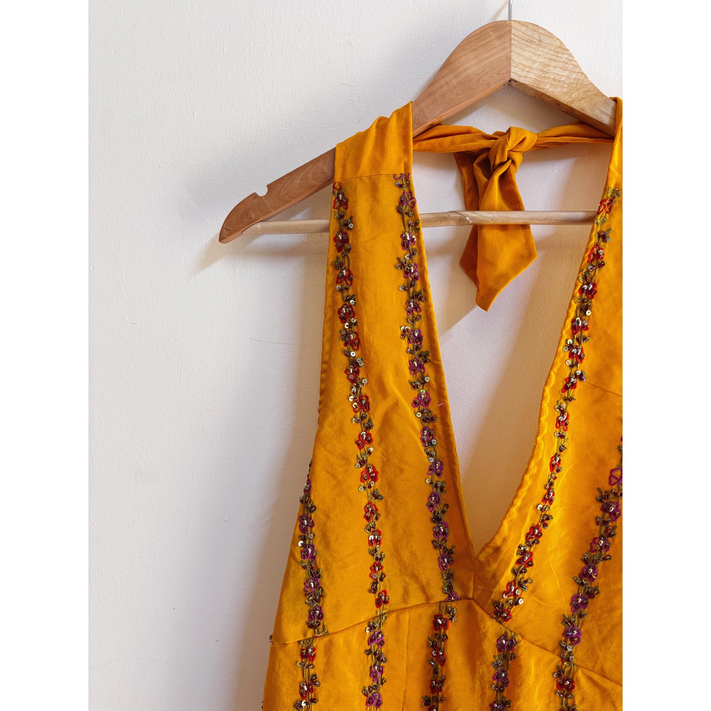 Yellow blue katdana work top
