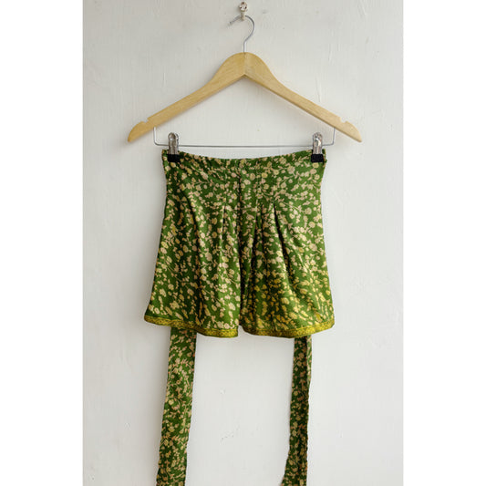 Green floral top