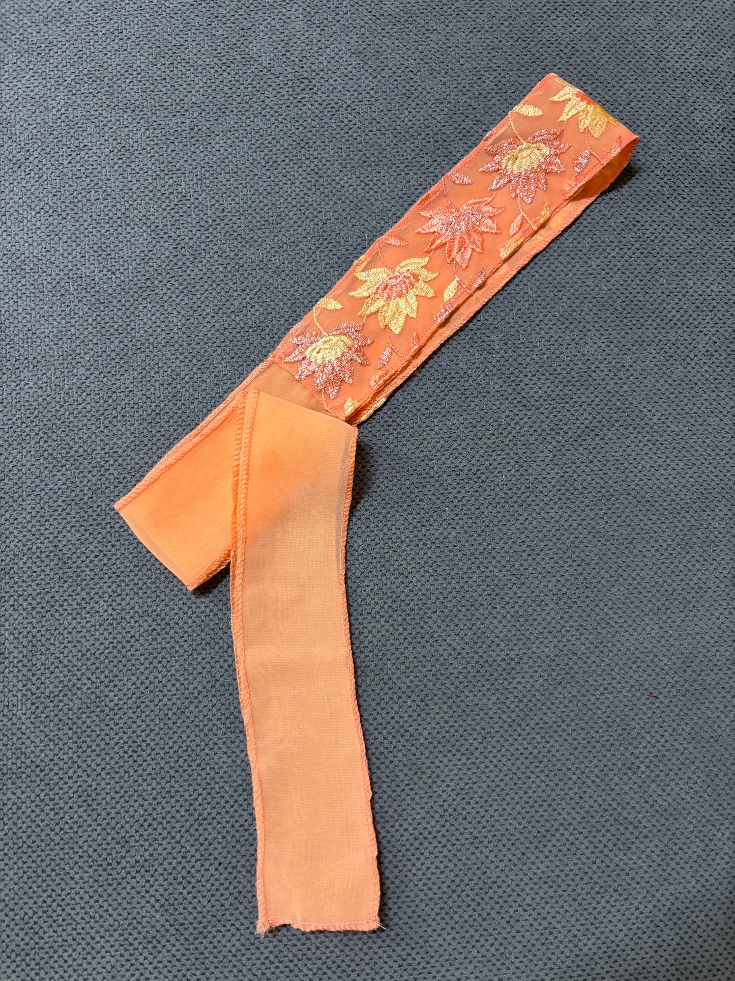Hazoori scarf