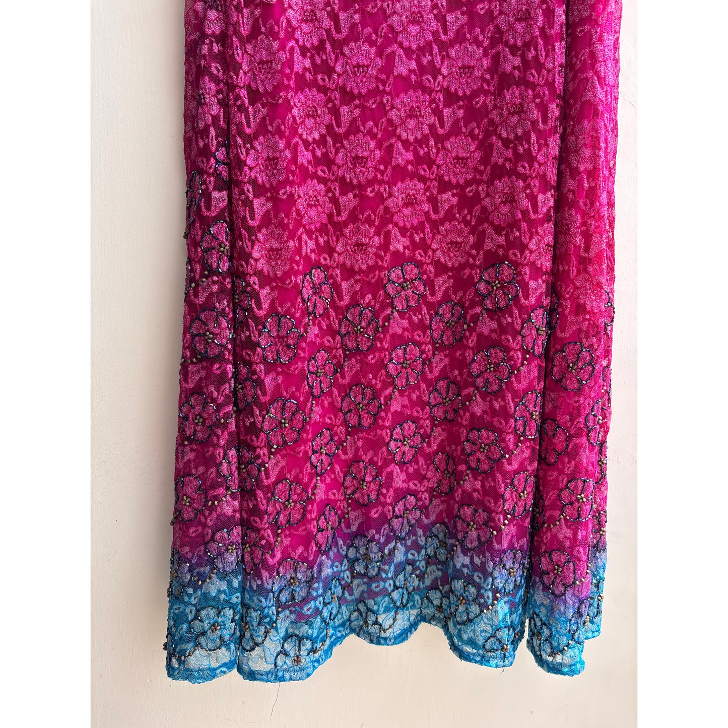Dual tone lacey set with hand beaded work