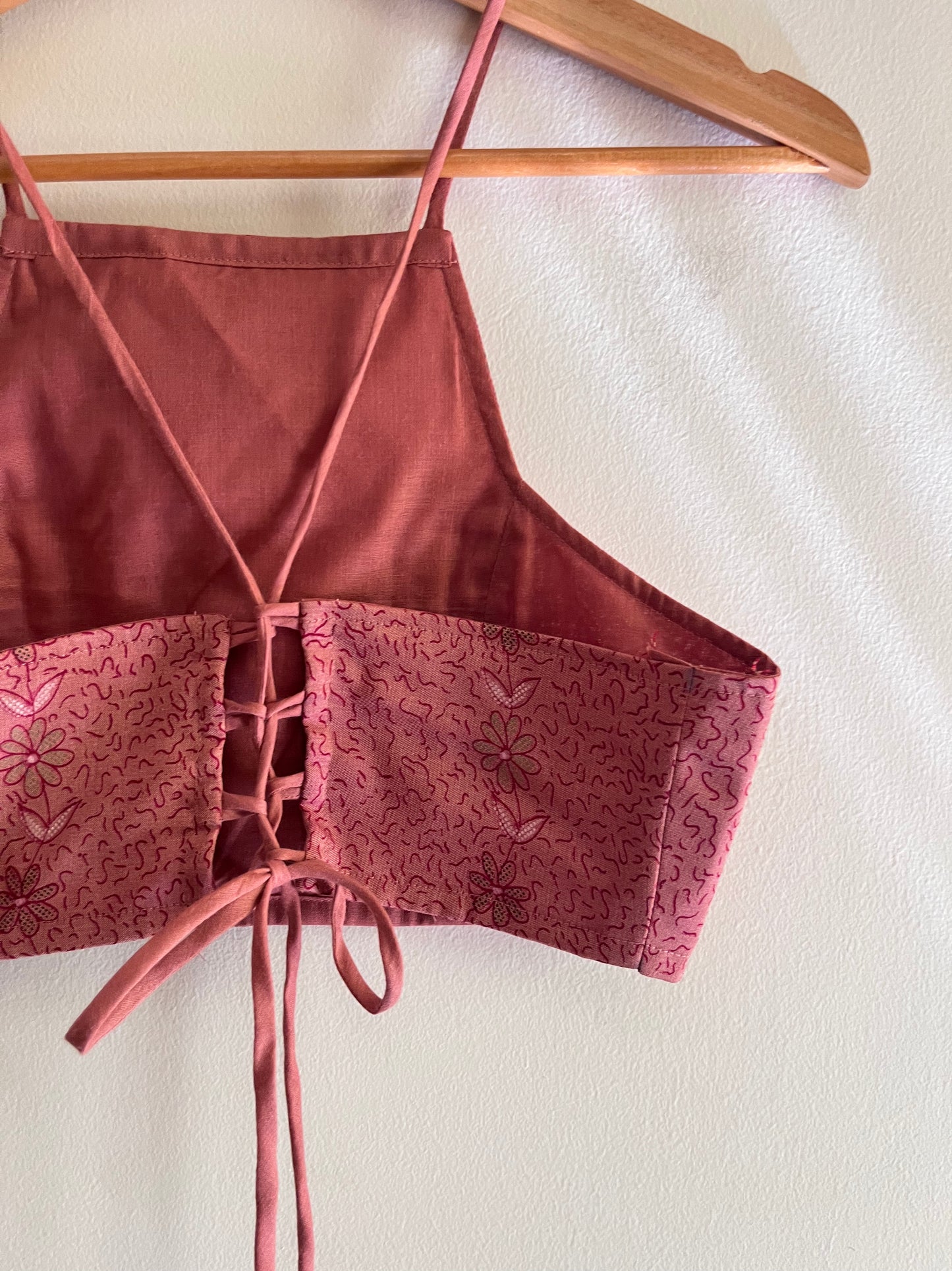 Devi II | Bralette | criss cross back